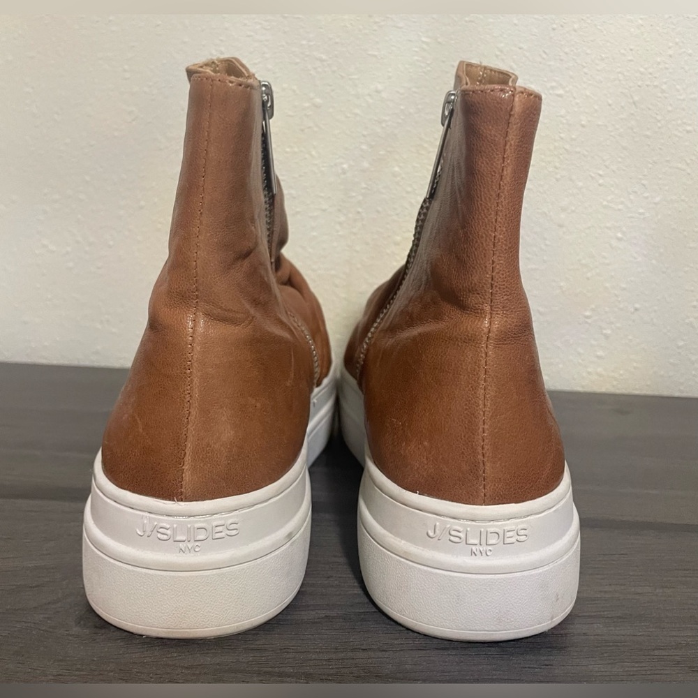🍂 J Slides Brown and White Shoes - Picture 3 of 9